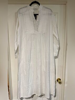Alexander Del Rossa Women's White Cotton Embroidered Nightgown